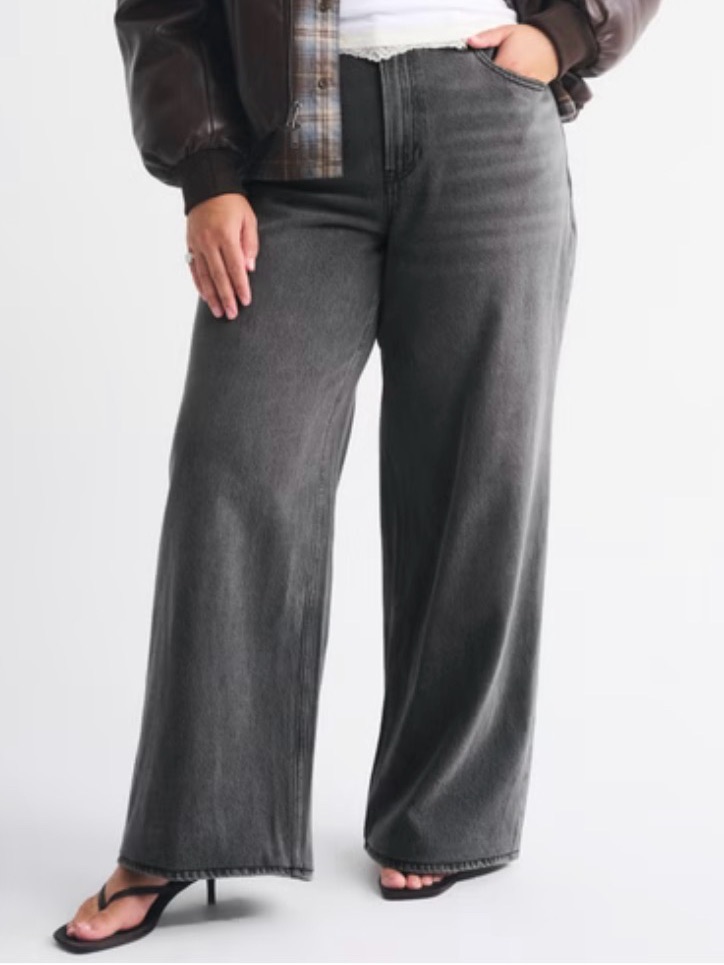 Abercrombie & Fitch Washed Black Curve Love Wide-Leg High-Rise Jeans
